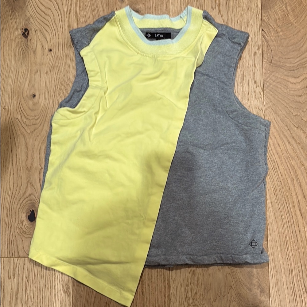 Satva Geometric Yellow and Gray Sleeveless Top